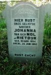 Rietdijk Johanna 1884-1952 (na opknapbeurt).JPG